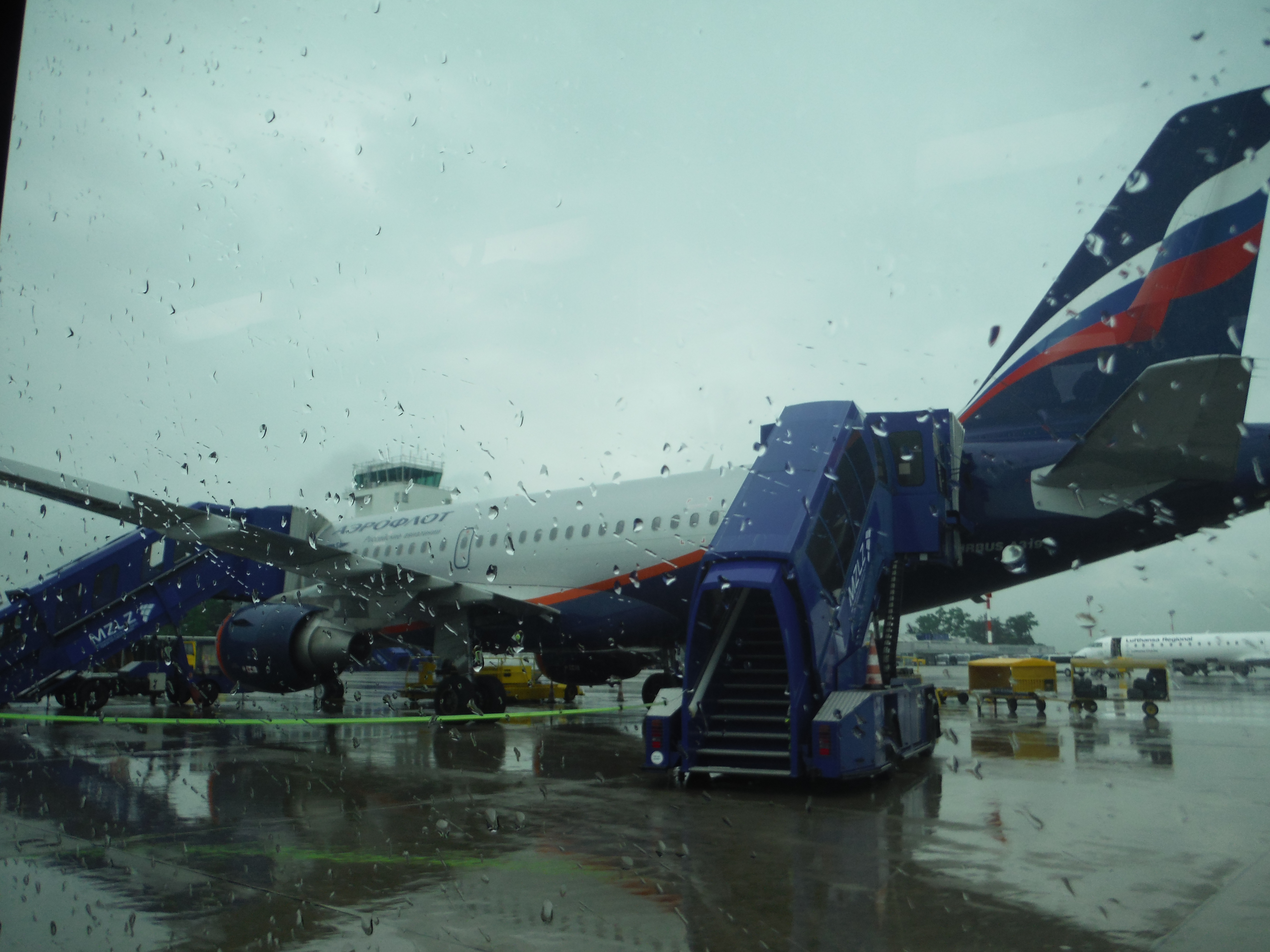 Picture of Aeroflot Airbus A319