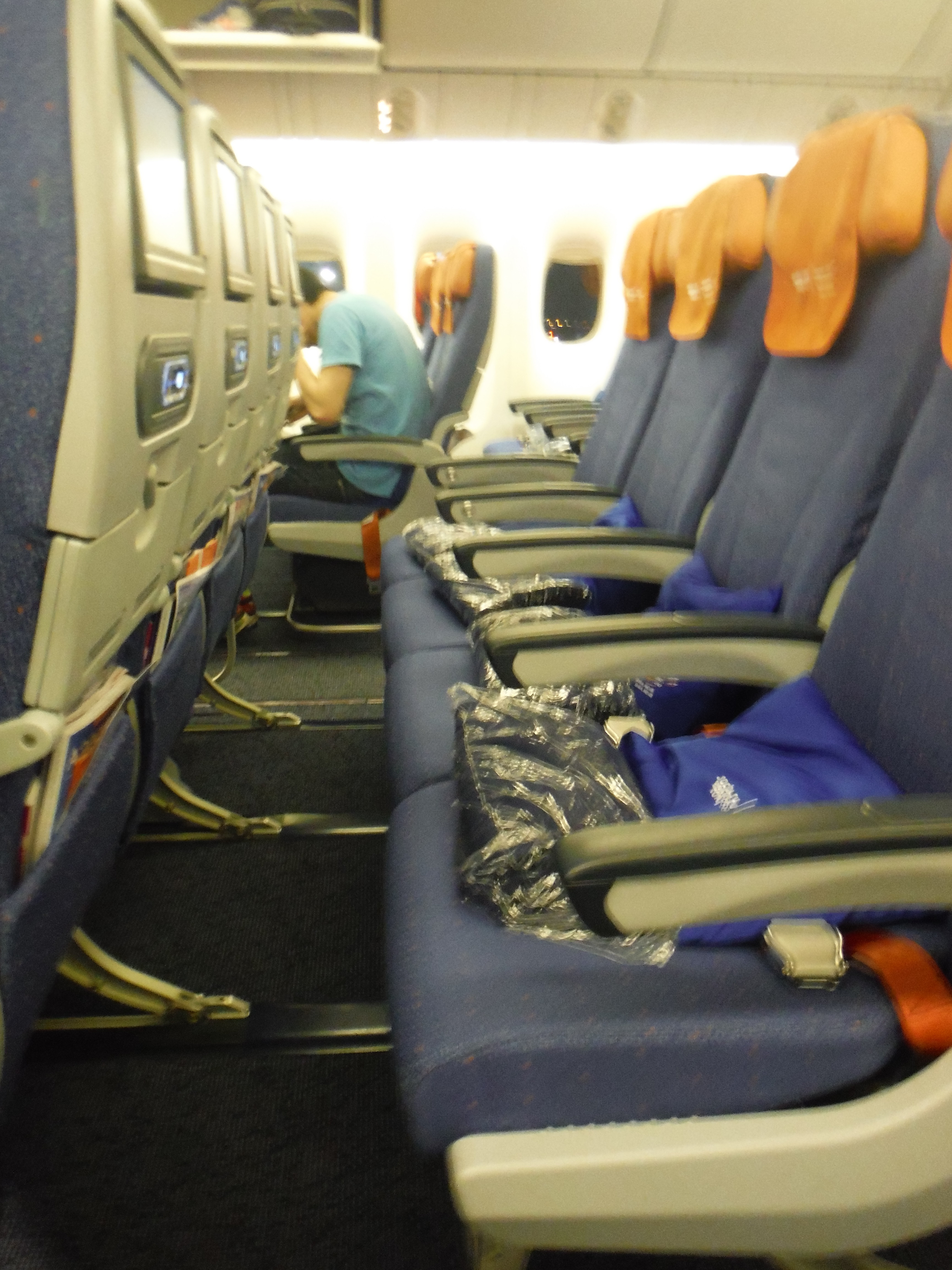 Economy class cabin, Aeroflot Boeing 777.